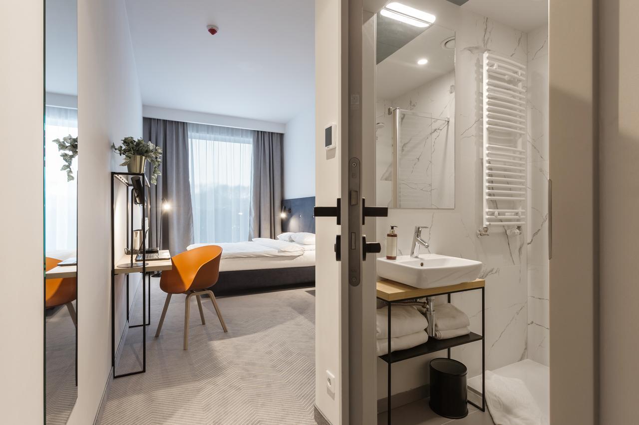 Platinum Hotel&Residence Wilanow Варшава Екстериор снимка