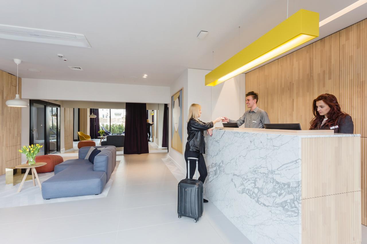 Platinum Hotel&Residence Wilanow Варшава Екстериор снимка